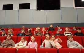 10.04.2026r. Teatr, Elbląg, klasy 1A, 1B, 2C, 3A.