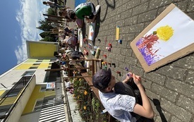 26.05.2026, szkolny ogr&oacute;d dydaktyczny, warsztaty plastyczne, klasy 1-3.2.jpeg