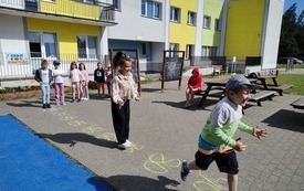 27.05.2026 r. Klasa 1A, matematyka w plenerze.jpeg