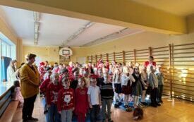 kolędowanie,19.12.2025r.,klasy 1-3 i grupy przedszkolne